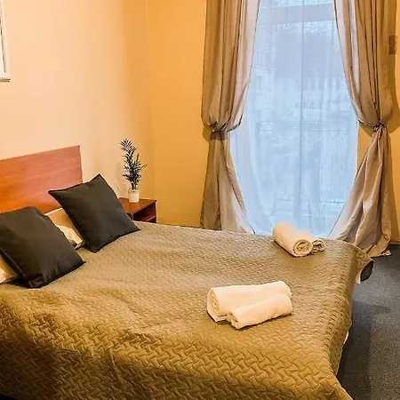 Viesnica Hotel *