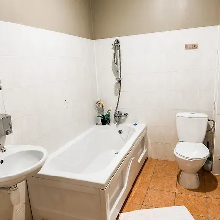 Viesnica Hotel *